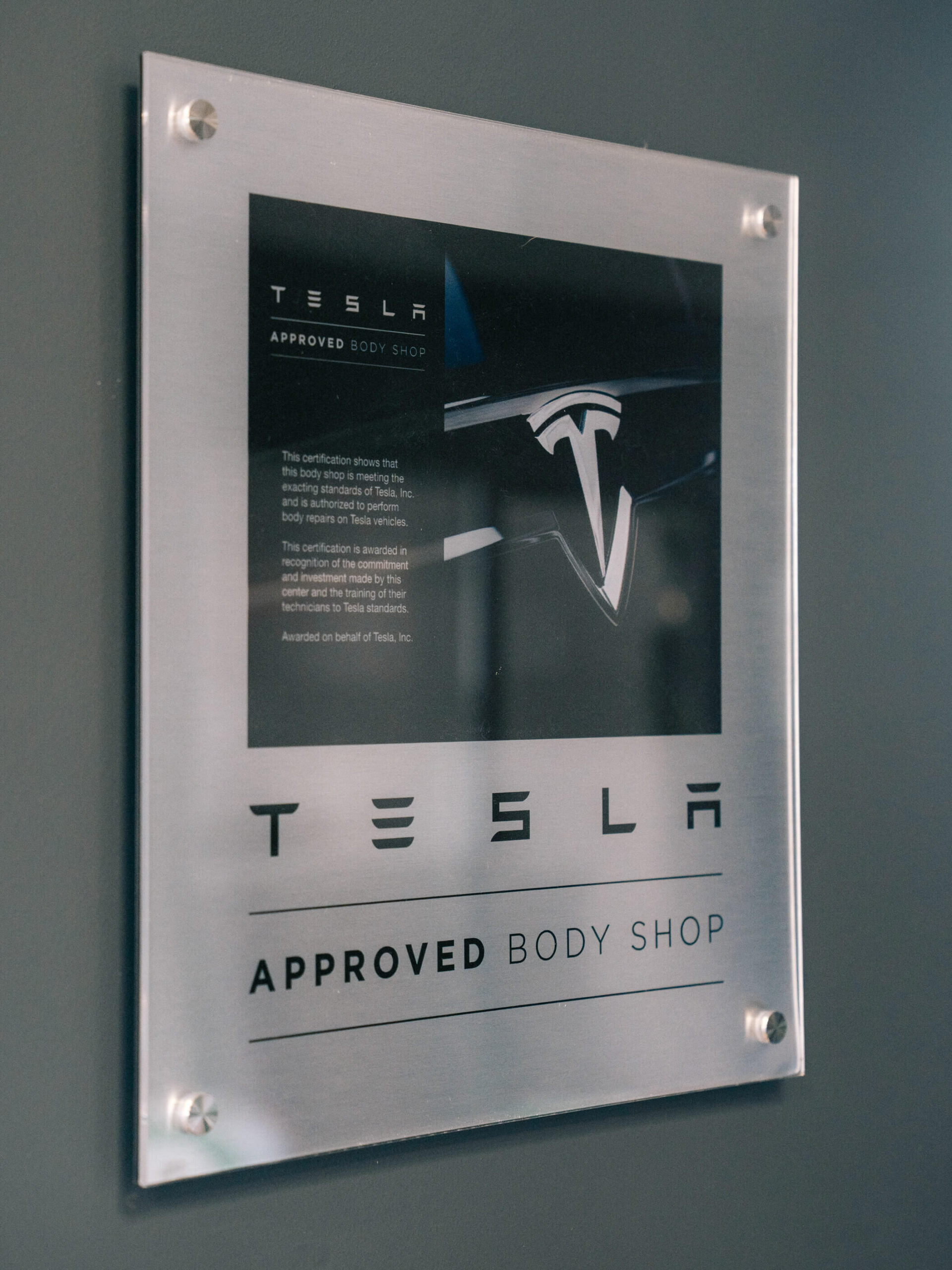Tesla Model S Anteriore